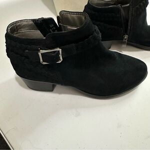 Lifestride Velocity 2.0 - black booties - women’s size 7W